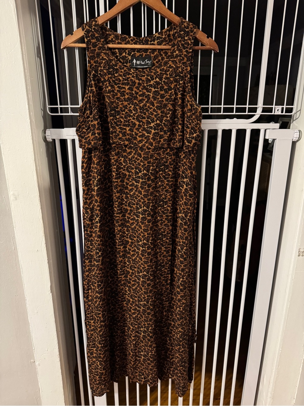 ✨ Vintage Cheetah Print Dress